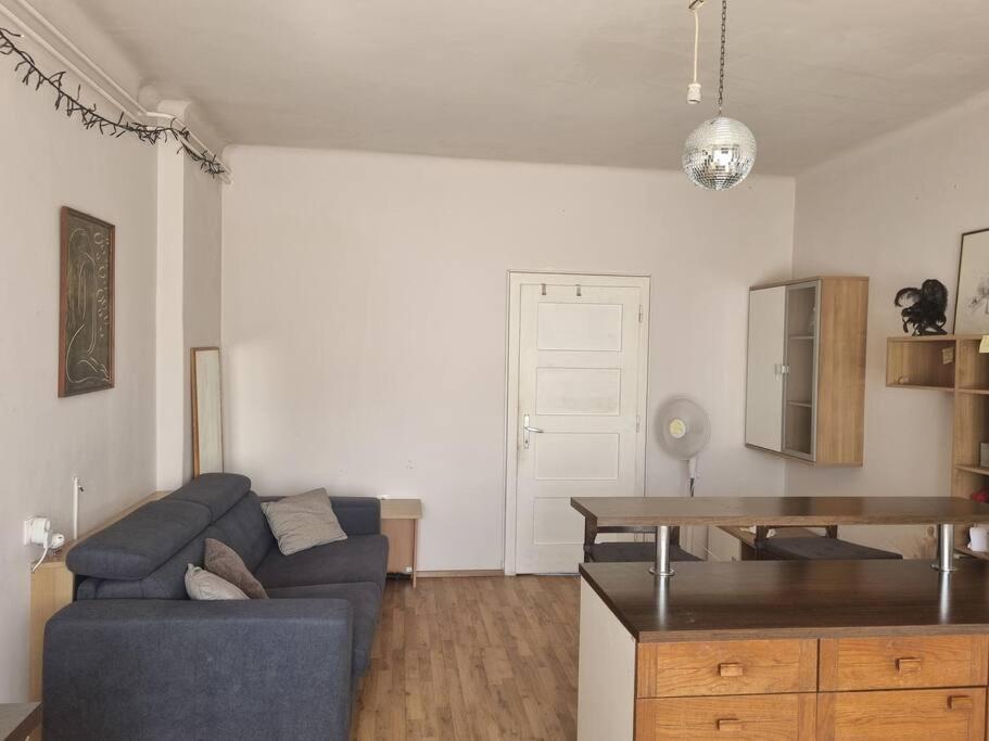 Cosy 2 Room Apartment With Nice Vibe, For Up To 4 Laibach Exterior foto